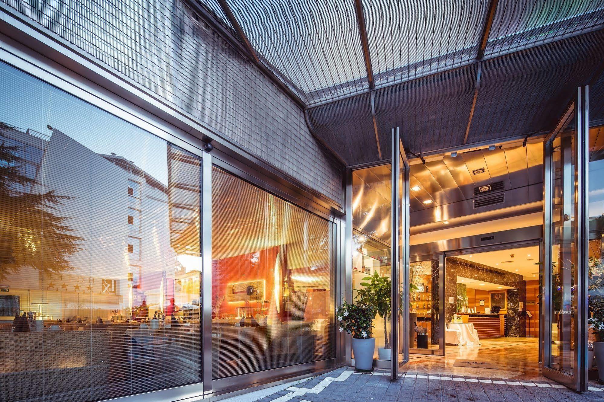 Park Hotel Lignano Sabbiadoro Exterior photo